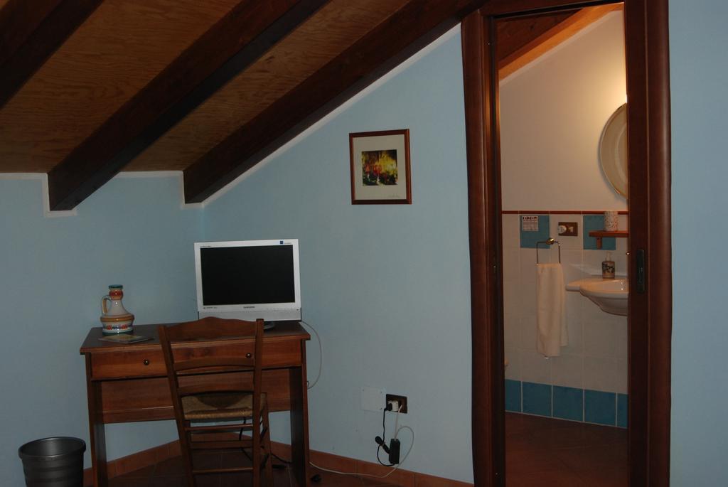 Casa Mariu Hotel Sala Consilina Kamer foto