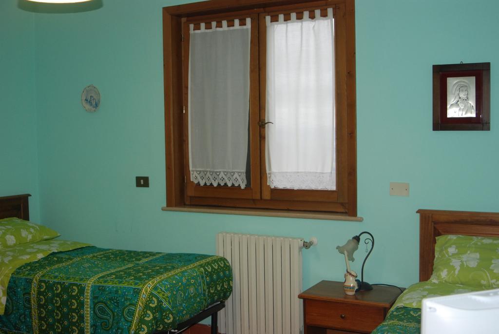 Casa Mariu Hotel Sala Consilina Kamer foto
