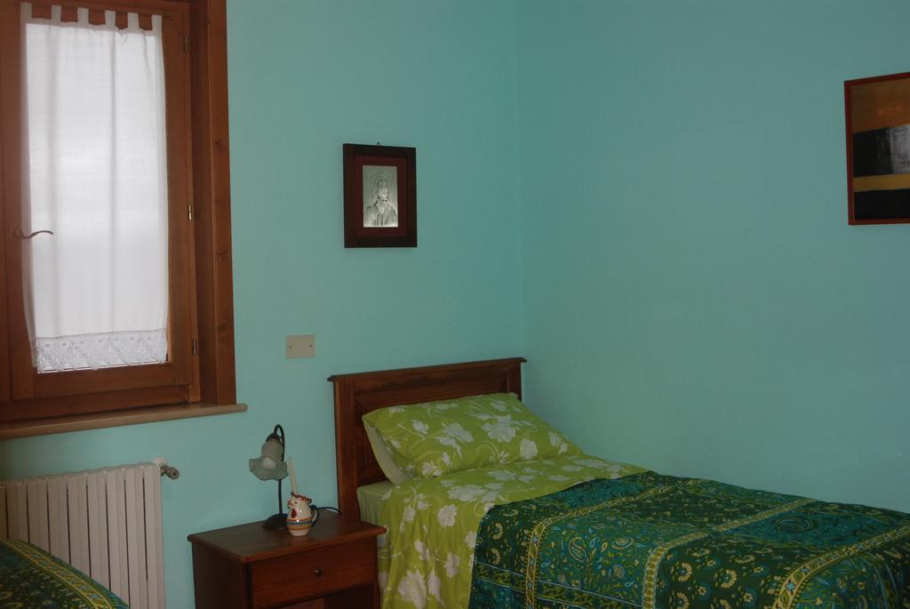 Casa Mariu Hotel Sala Consilina Kamer foto