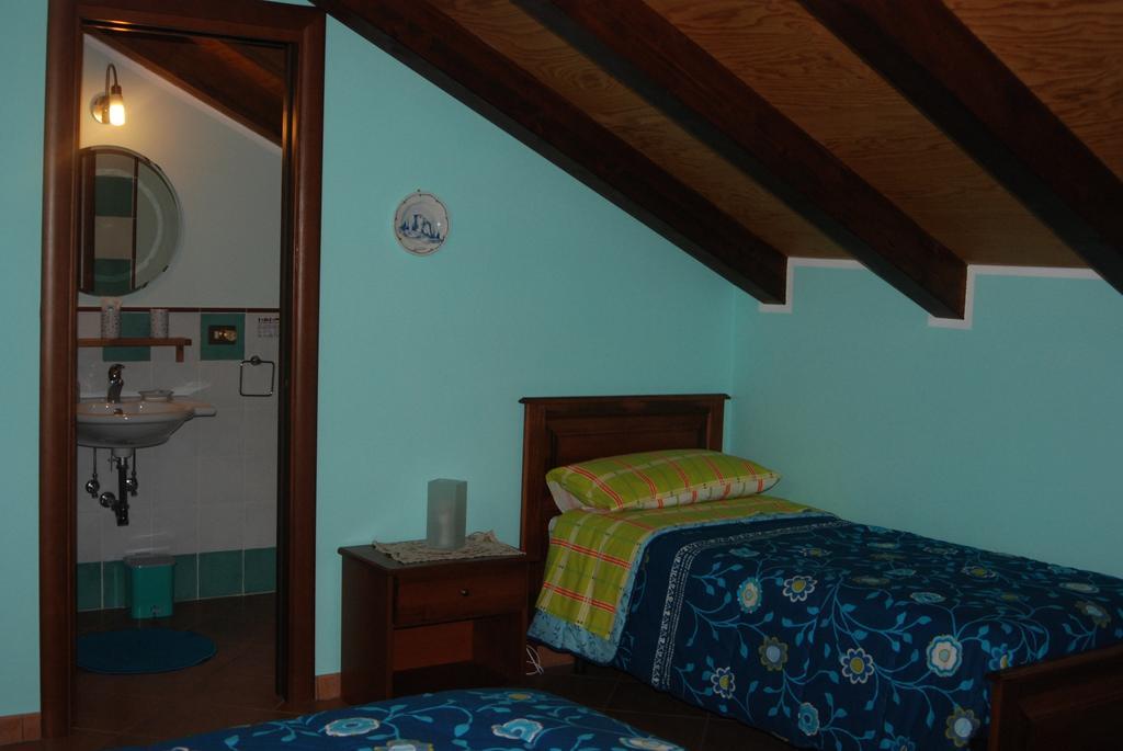Casa Mariu Hotel Sala Consilina Kamer foto